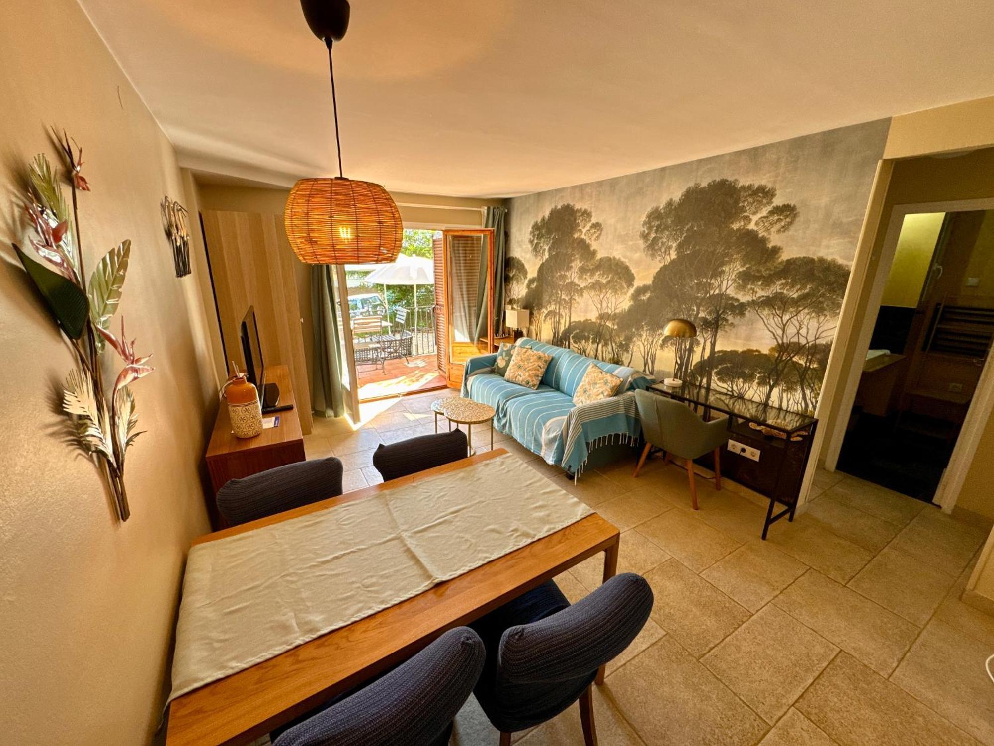 Apartament Al Golfet De Calella De Palafrugell Bagian luar foto